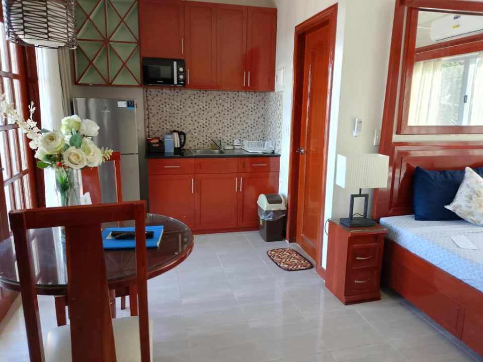 Ocean Breeze Resort Toledo Exterior foto