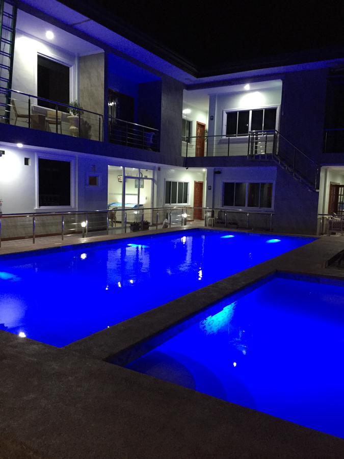 Ocean Breeze Resort Toledo Exterior foto